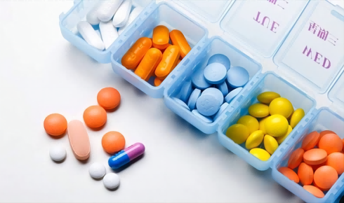 硅烷界多面手深入解析氯甲基二甲基氯硅烷（HC-CM2123）及其应用前景